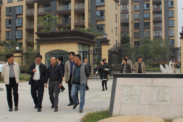 �����һ�����а�����������С��